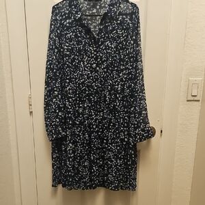 Banana Republic Navy and White Long Sleeve Dress